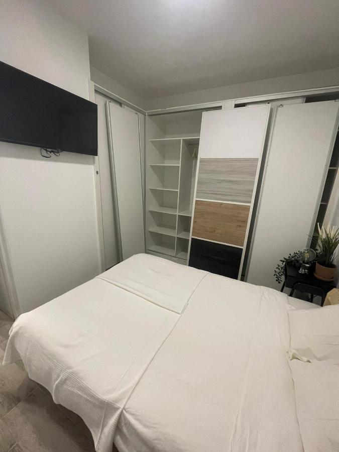 Apartamentos Jap Villaamil Мадрид Екстериор снимка